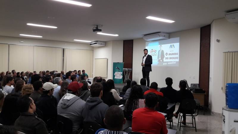 Associa-Minas capacita milhares de empresários