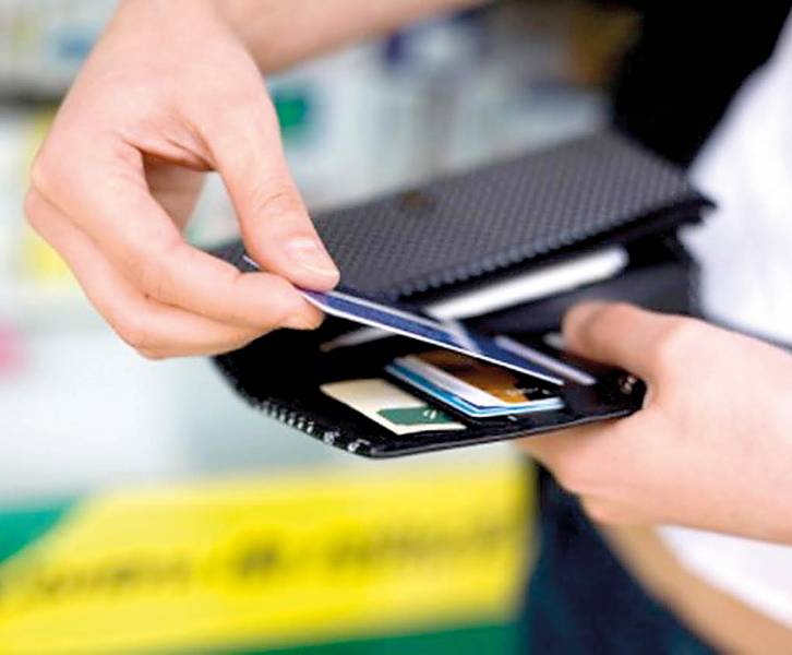 Mais de 40% da população estão inadimplentes, informa a Serasa