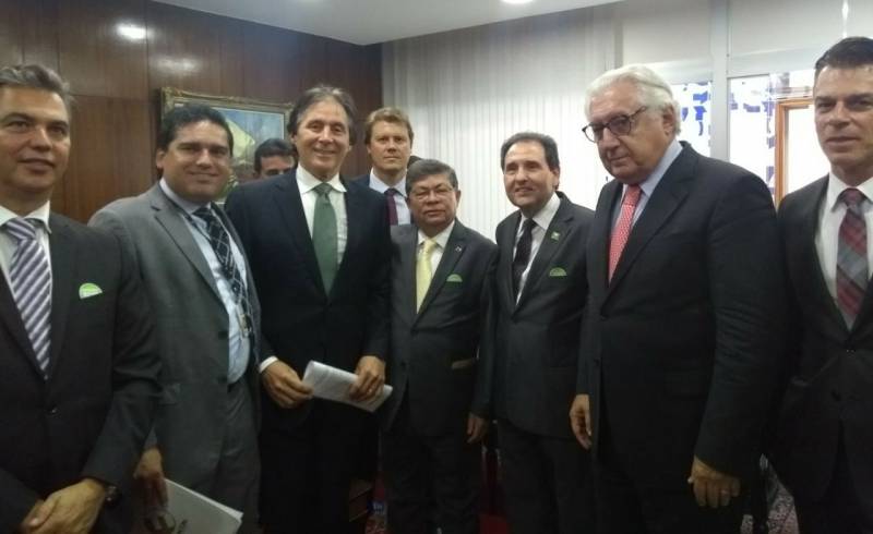 Presidente do Senado manifesta apoio à derrubada do veto ao Refis das MPEs