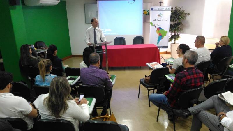 2º dia da capacitação de consultores e executivos do Empreender
