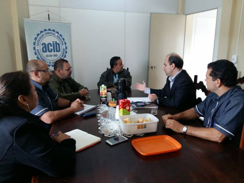Parolini visita Associações Comerciais