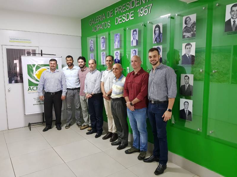 Parolini cumpre variada agenda de visitas