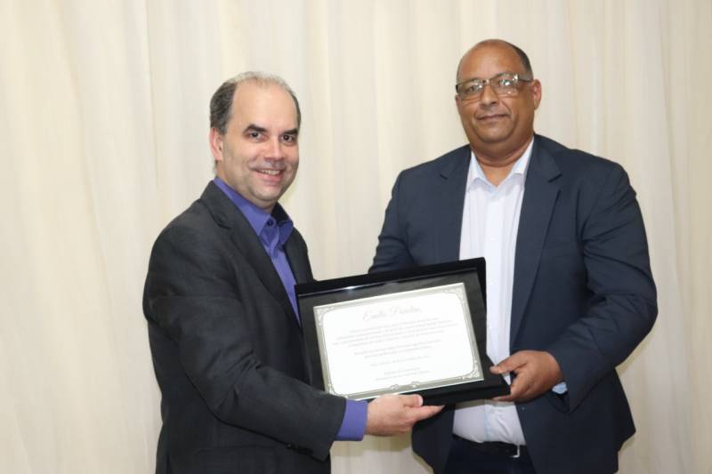 Presidente Emílio é homenageado pela ACE de Belo Oriente