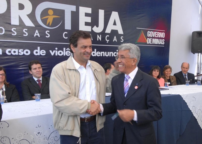 Aécio Neves lança campanha Proteja Nossas Crianças