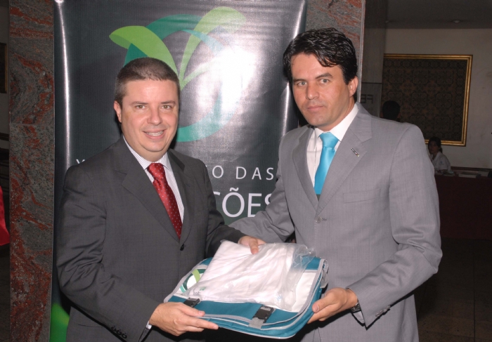 Congresso da Federaminas: Anastasia destaca o trabalho dos empresários