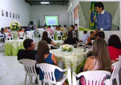 Wander Silva participa em Taiobeiras de encontro de Associações Comerciais