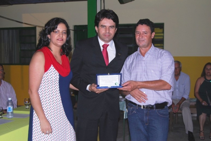 Federada de São Roque de Minas homenageia o presidente Wander Luis