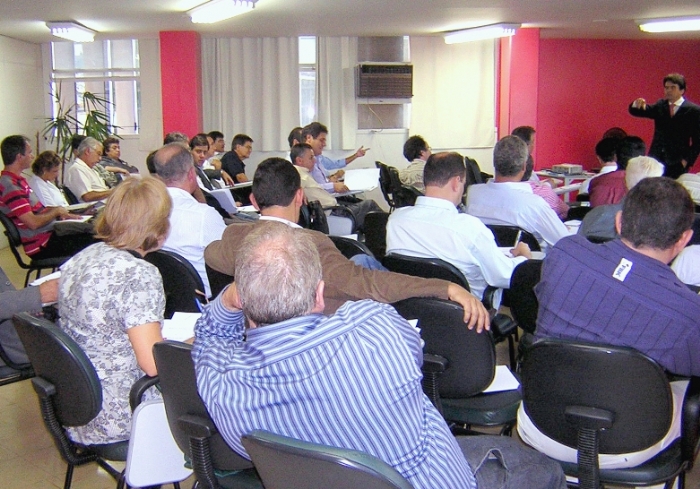 Assembleia geral aprova balanço e atividades da Federaminas em 2009
