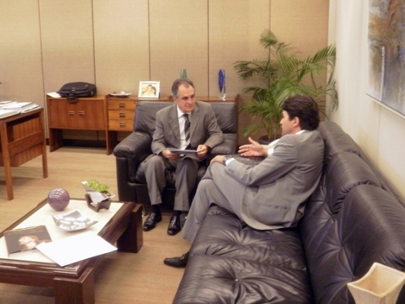 Presidente Wander Luis em visita à Cemig