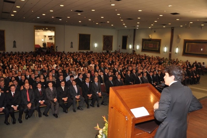 Empresários do Ano recebem homenagem da Federaminas