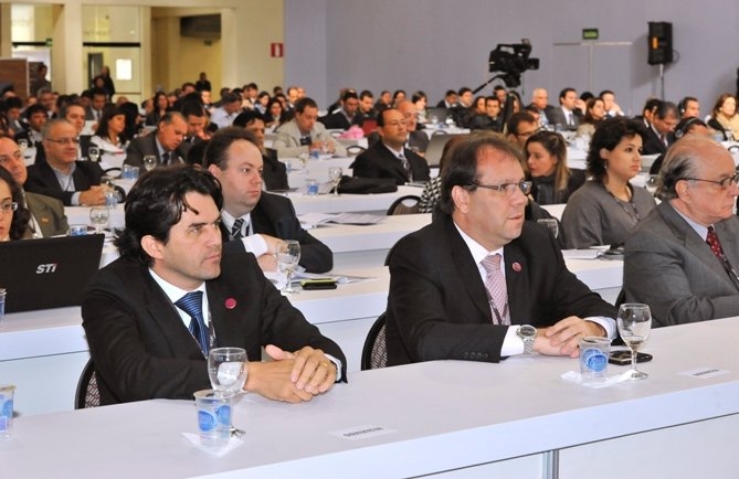 Federaminas participa em Ouro Preto de evento sobre clusters