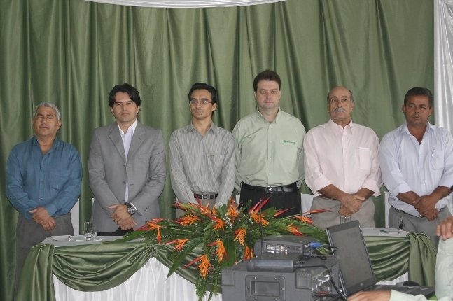 ACE de Mutum homenageia o presidente da Federaminas