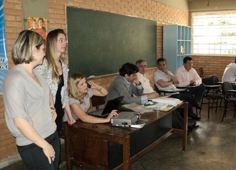 Presidente Wander Luis divulga a Federaminas na federada de Caratinga
