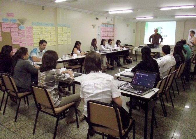 Empreender: treinamento de consultores