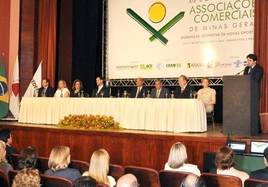 Empresariado bastante participativo no XIV Congresso das ACEs de Minas Gerais