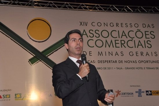 Psiquiatra mostra como reduzir a taxa de mortalidade das empresas