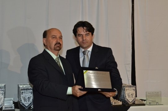 Presidente Wander Luis é homenageado pela ACE de Sacramento