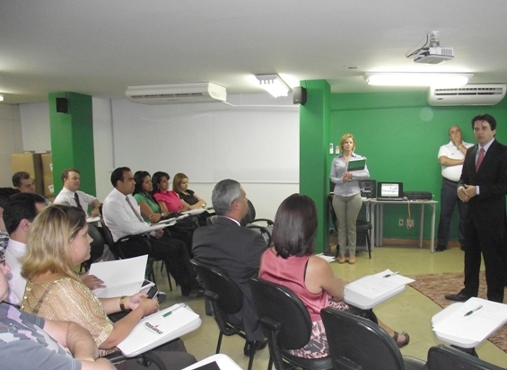 Federaminas desenvolve o Projeto Integra através de oficinas para empreendedores