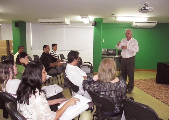 Federaminas promove capacitação em seguros