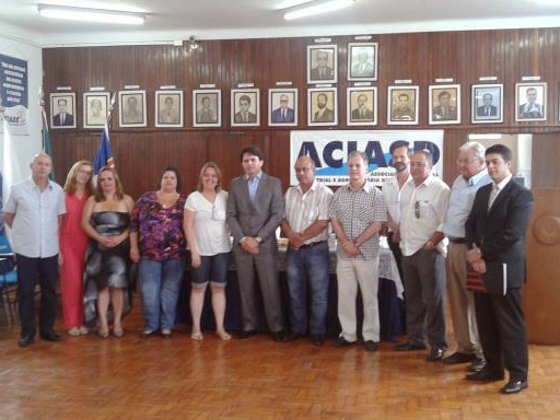Presidente Wander Luis recebe Medalha Santos Dumont