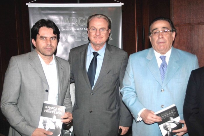 Rinaldo Soares ganha livro em sua homenagem