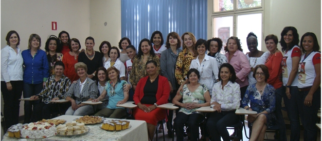 Conselho da Mulher homenageia as mães em Timóteo