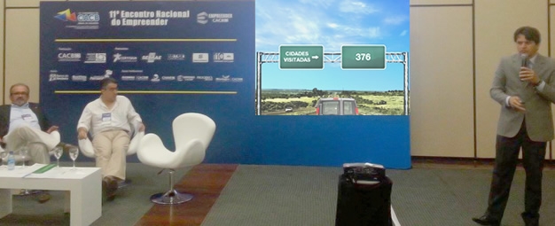 Presidente da Federaminas apresenta case do Empreender em congresso nacional