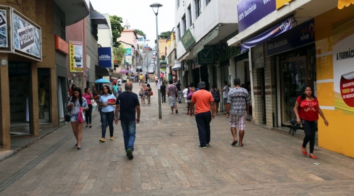 Federaminas apoia associações comerciais para impedir a realização de feiras itinerantes ilegais