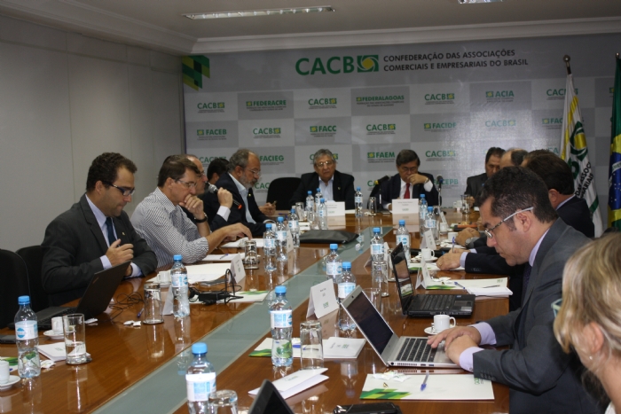 Parolini participa da primeira reunião da diretoria da CACB
